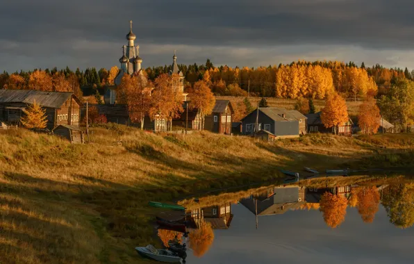 Картинка осень, пейзаж, природа, озеро, отражение, дома, лодки, деревня