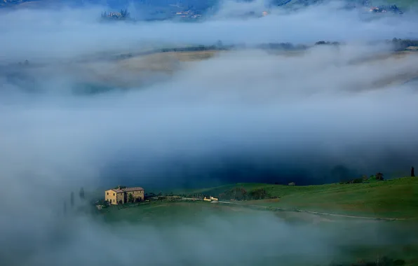 Картинка трава, туман, дом, холмы, Италия, Тоскана