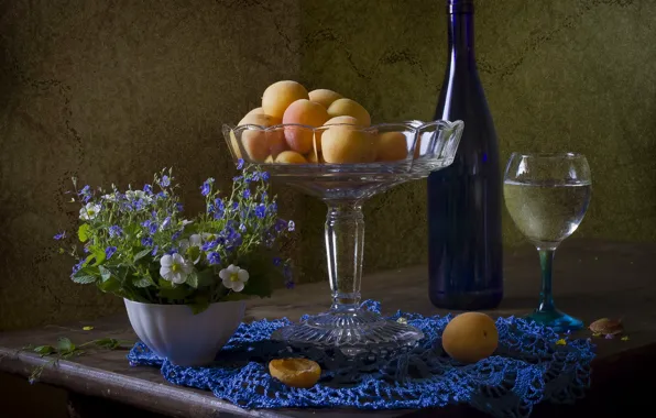 Бутылка, фрукты, натюрморт, абрикосы