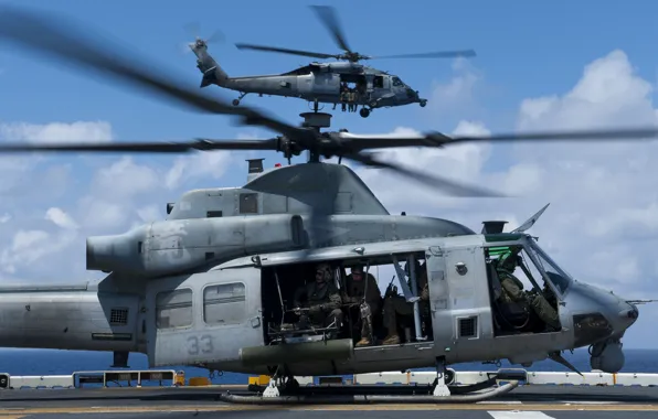 Палубный, Seahawk, многоцелевой вертолёт, MH-60S
