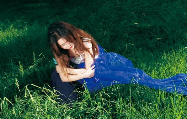 Grass, Beautiful, Asian, Model, Woman, Pretty, Sitting, Sunlight