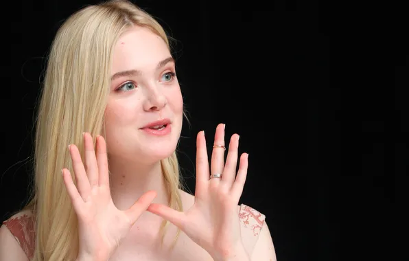 Elle Fanning, пресс-конференция, The Boxtrolls