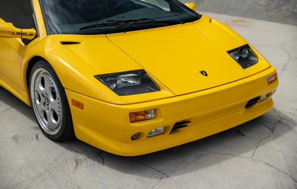 Lamborghini, yellow, lambo, Diablo, Lamborghini Diablo VT Roadster, front side