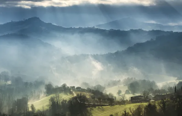 Картинка облака, лучи, горы, дом, холмы, поля, Италия