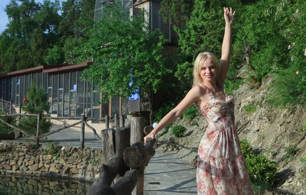 Взгляд, солнце, поза, модель, портрет, руки, макияж, фигура
