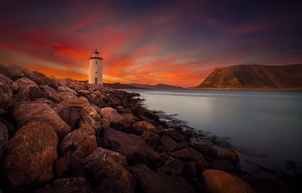 Картинка море, небо, пейзаж, горы, камни, маяк