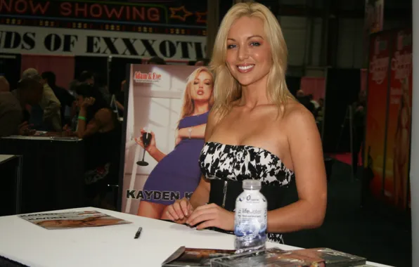 Sexy, Kayden Kross, blonde