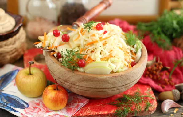 Яблоки, миска, клюква, кислая капуста