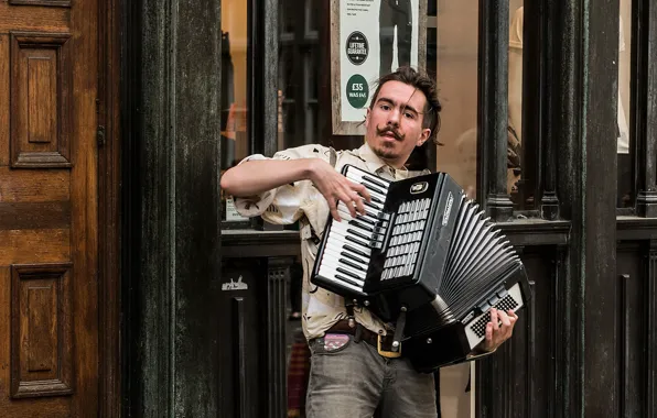 Картинка улица, аккордеон, Street musician