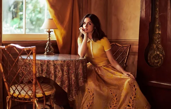Картинка взгляд, девушка, поза, комната, актриса, окно, Ana de Armas