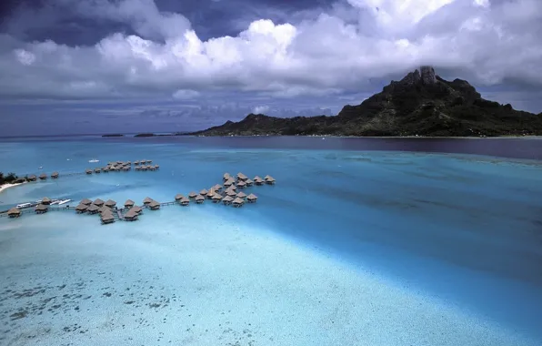Картинка море, облака, горы, Полинезия, Бора-Бора, домики