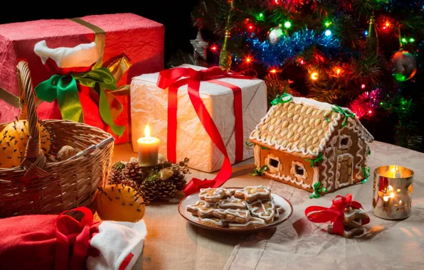 Картинка апельсины, свечи, печенье, Рождество, подарки, корзинка, пряничный домик