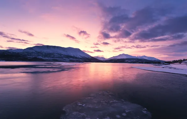 Зима, море, небо, облака, снег, закат, горы, берег