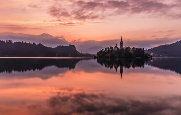 Картинка горы, природа, остров, вечер, церковь, зарево, Словения, озеро Блед