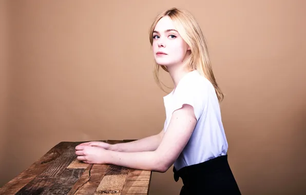 Elle Fanning, Эль Фаннинг, на фотосессии для фильма, Sidney Hall, «Сидни Холл»