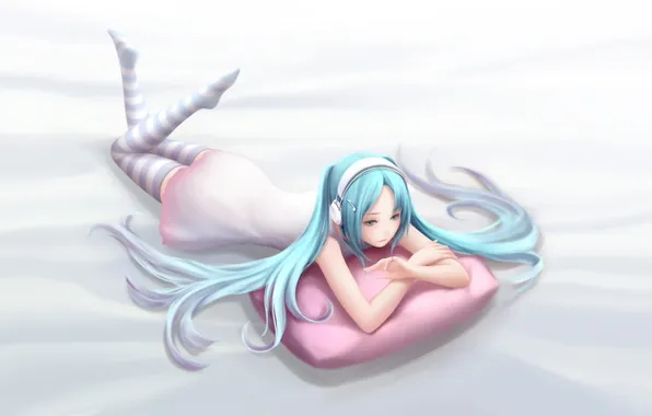 Картинка девушка, наушники, лежит, подушка, vocaloid, hatsune miku