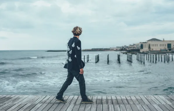 Waves, sea, ocean, seascape, man, pier, bulb jacket