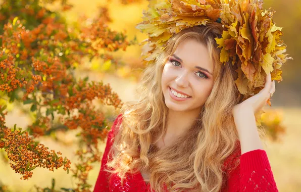 Картинка осень, взгляд, листья, девушка, улыбка, макияж, блондинка, girl