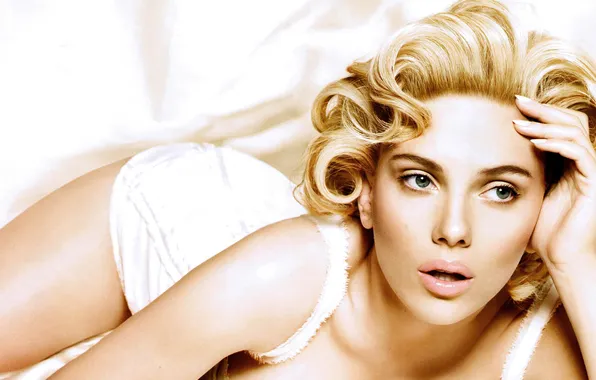Актриса, блондинка, скарлетт йоханссон, scarlett johansson, реклама для Dolce & Gabbana