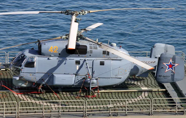 Картинка палуба, вертолёт, многоцелевой, Ка-27, корабельный