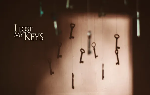 Фон, надпись, ключи