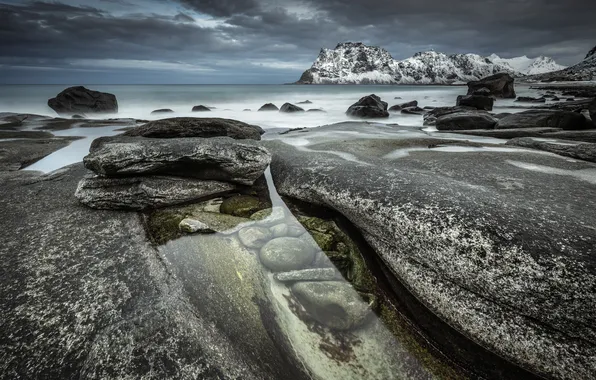 Море, горы, берег