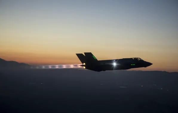 Картинка небо, полет, закат, ночь, горизонт, Lightning, night, fight, F-35, jet, Lockheed Martin F-35 Lightning II, …