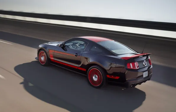 Картинка дорога, скорость, Mustang, красные диски