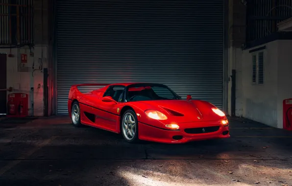Red, Garage, F50