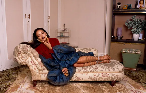 Взгляд, украшения, портрет, брюнетка, лежит, певица, Rihanna, ножки