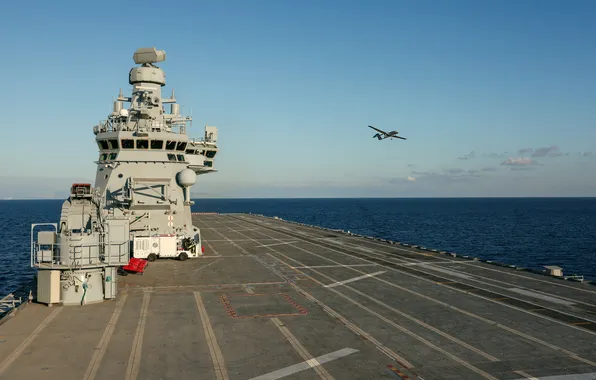 ВМС Турции, TCG Anadolu, Bayraktar