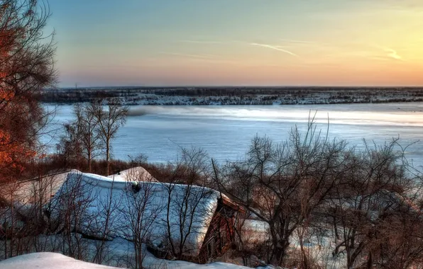 Картинка зима, крыша, пейзаж, закат, дом, река