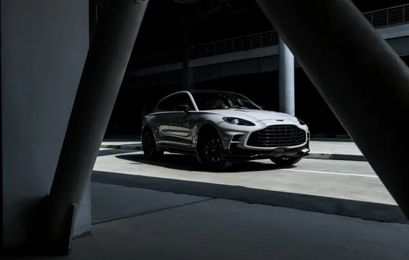 Aston Martin, DBX, Aston Martin DBX707