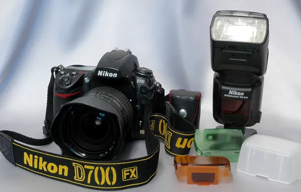 Картинка фон, фотокамера, ремешок, зеркальная, Nikon D-700 FX, вспышка Nikon Speedlight SB-910, объектив AF Nikkor 24-85 …