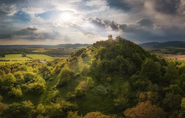 Горы, растительность, холм, домик, возвышенность