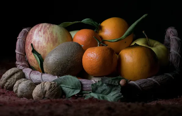 Листья, яблоки, еда, апельсины, киви, фрукты, черный фон, орехи