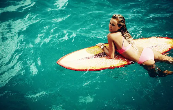 Surfing, Alana Blanchard, серфингистка