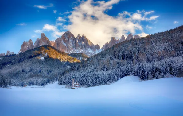 Картинка зима, лес, снег, горы, Италия, церковь, Italy, Доломитовые Альпы