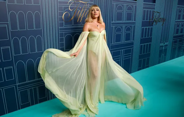 Взгляд, поза, макияж, фигура, актриса, hair, Florence Pugh, Флоренс Пью