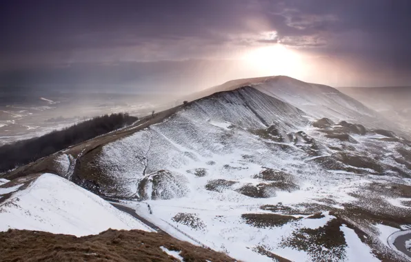 Картинка зима, небо, солнце, снег, тучи, гора, England