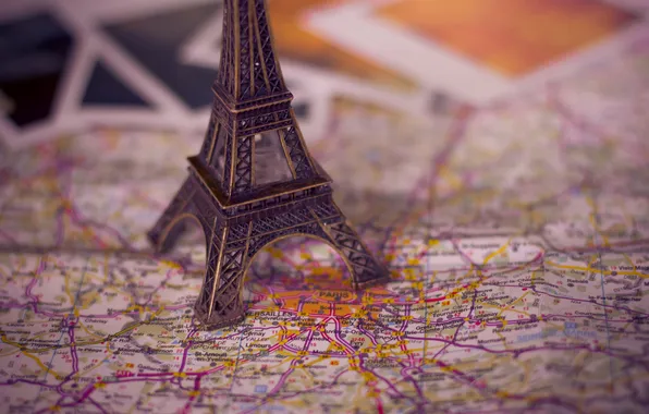 Картинка эйфелева башня, париж, карта, фотографии, статуэтка