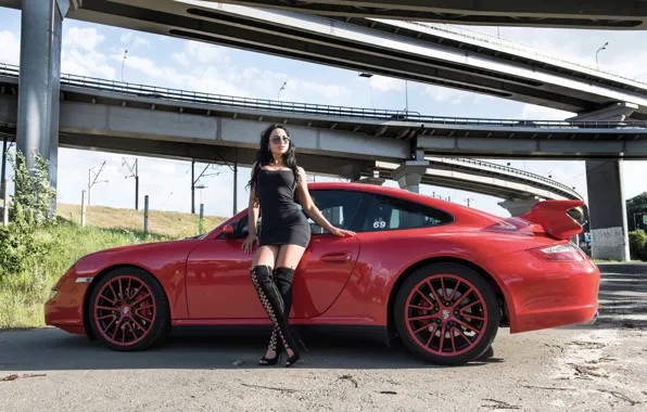 Взгляд, Porsche, очки, Эротика, красный авто, красивая брюнетка