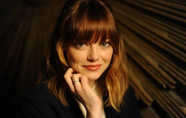 Поза, улыбка, портрет, актриса, шатенка, красотка, Emma Stone, Эмма Стоун