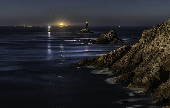 Картинка море, свет, пейзаж, ночь, природа, камни, скалы, Франция
