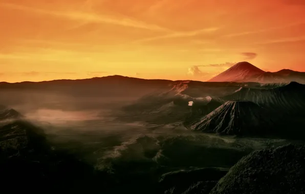 Утро, Индонезия, Ява, Tengger, вулканический комплекс-кальдеры Тенгер, действующий вулкан Бромо