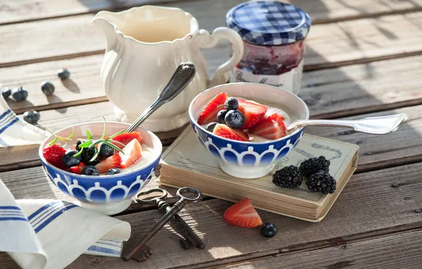 Картинка ягоды, завтрак, черника, клубника, ежевика, джем, йогурт, Anna Verdina