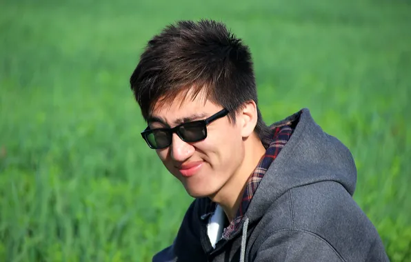 Green, smile, hair, look, glasses, sunglasses, hood, hairstyle