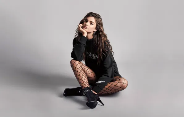 Картинка взгляд, девушка, поза, сетка, модель, каблуки, красивая, Taylor Hill