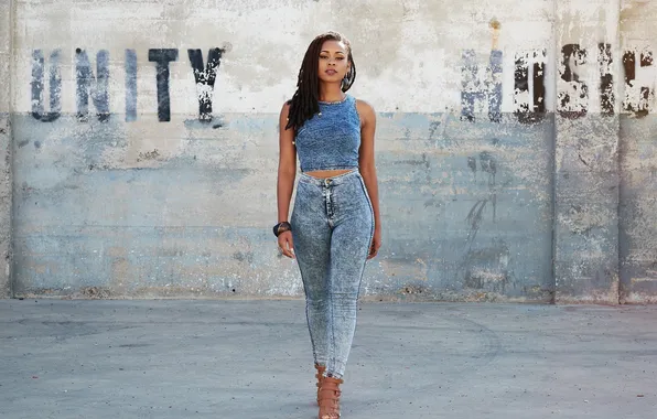 Девушка, поза, фон