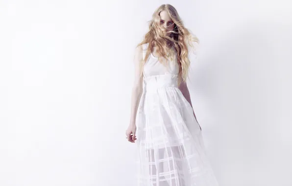 Картинка девушка, поза, Brigitta